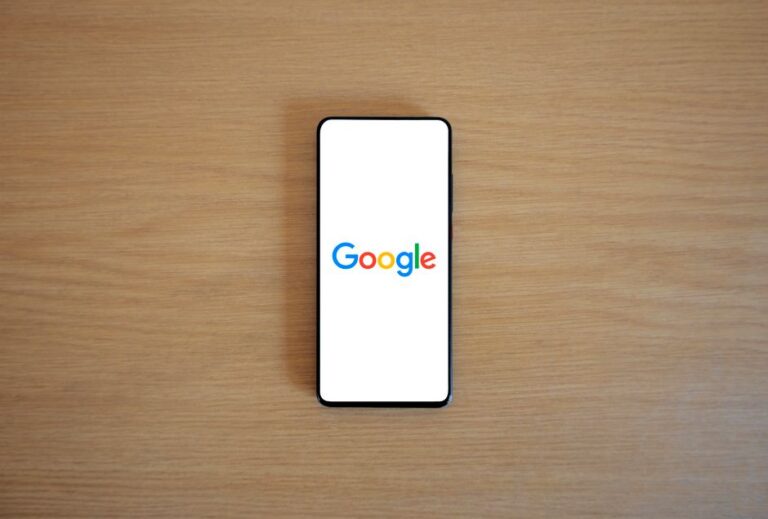 Google Fotos añade gratis funciones de IA: convierte fotos en vídeo y remix
